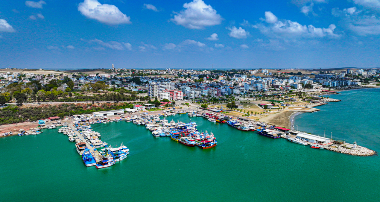 akdenizli balikcilar mavi sularla bulusuyor eDZadhrT