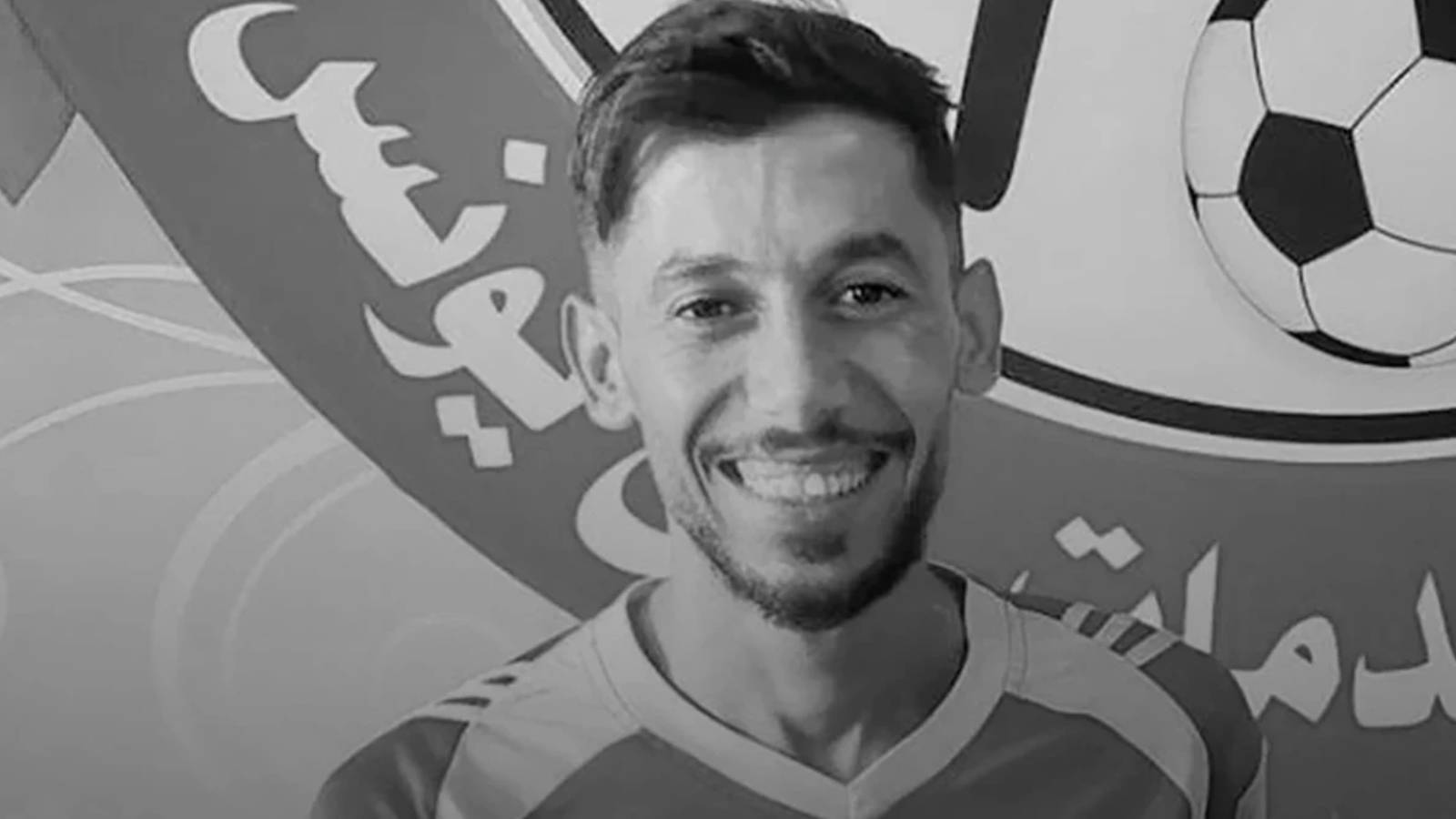 israil gazzede yardim bekleyenlere saldirdi filistinli futbolcu hayatini kaybetti OLahhZ35