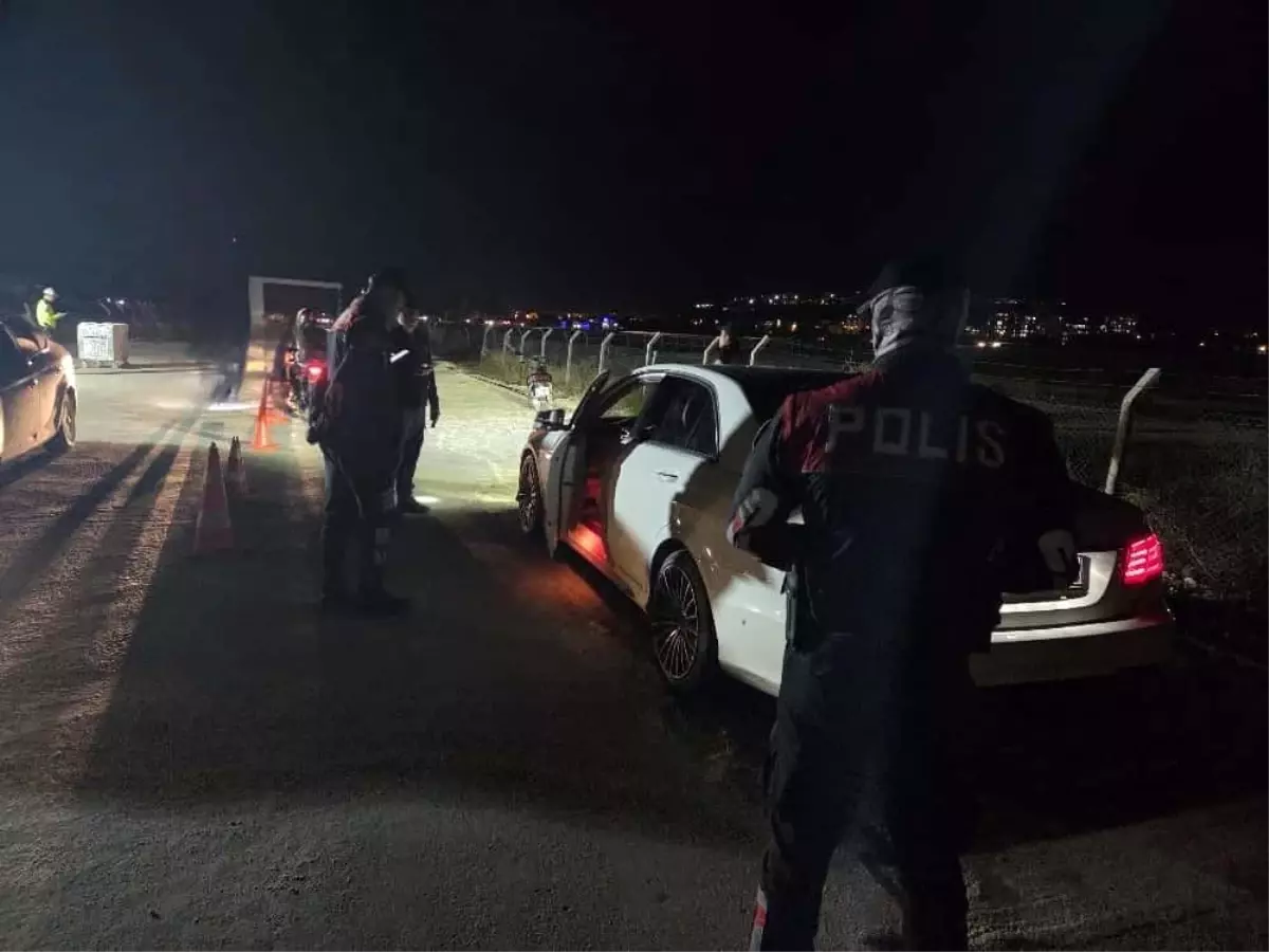 adiyamanda konteyner kentlerde asayis uygulamasi 2IPn5QXn