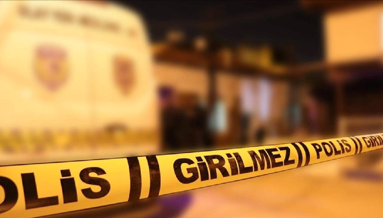 cocuklarin oldugu cay bahcesine kaya parcalari dustu hF7vmF4h.jpg