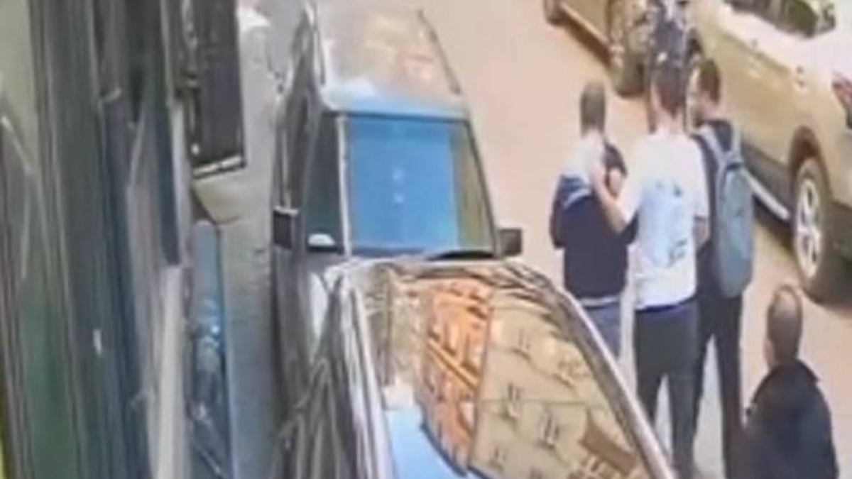 istanbulda sozlu taciz iddiasi sonrasi ortalik karisti vY4Txeah.jpg