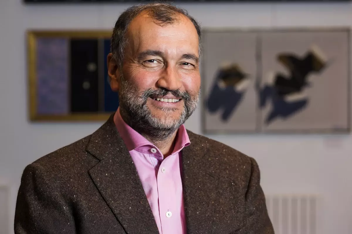 murat ulkerden londra iddiasina yanit anamin evinde oturuyorum baska yerde de evim de yok 9V3FfD1H.jpg