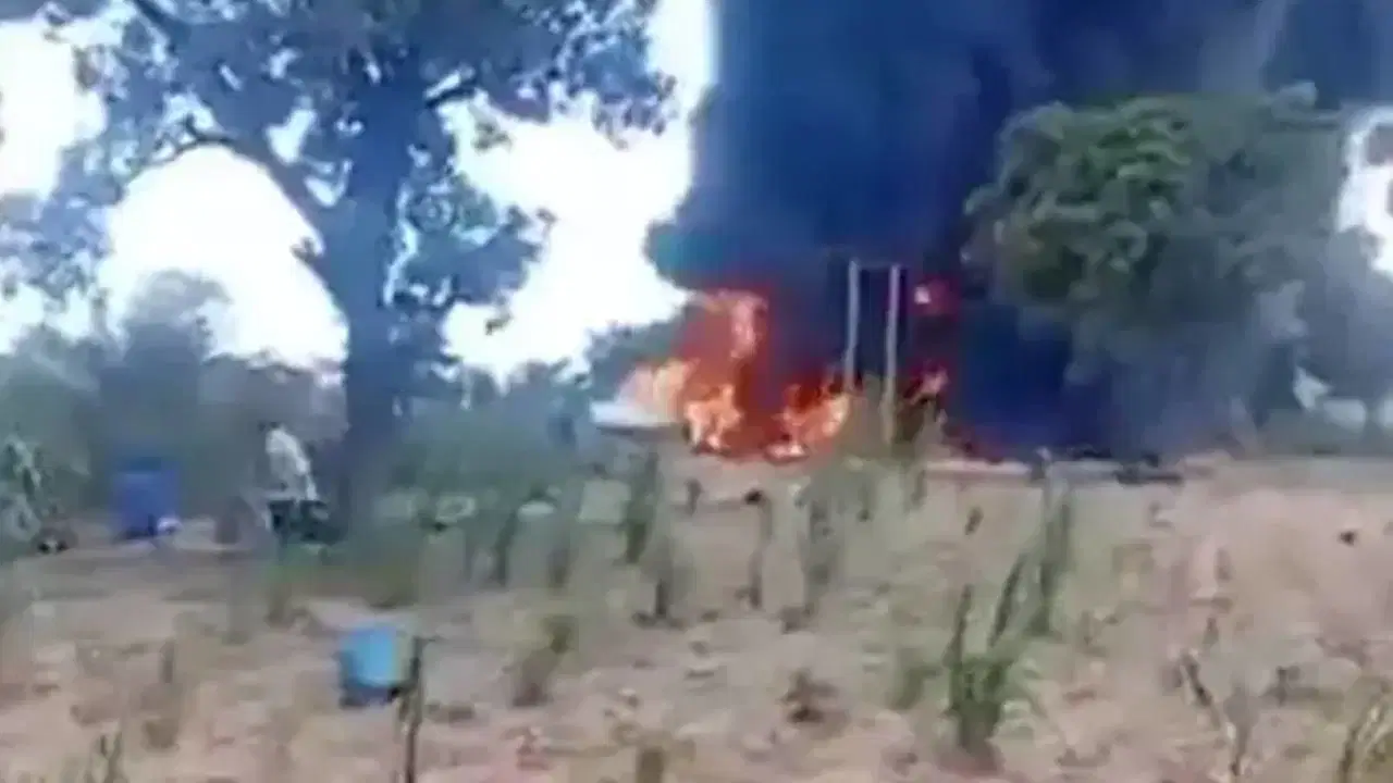 nijeryada akaryakit tankerinin patlamasi sonucu olenlerin sayisi 42ye cikti VzglScJw.jpg