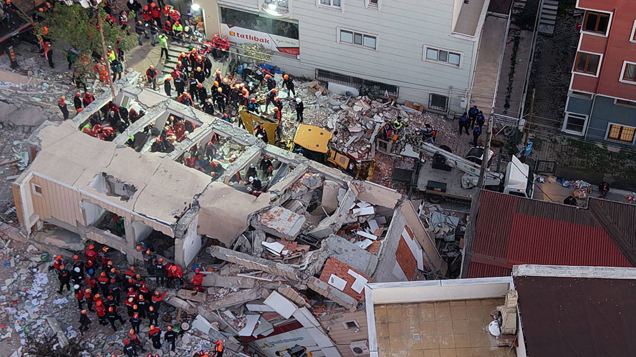 29 ekimde bina cokmustu gebzede coken binada ailesini kaybeden dilaraya aci haber bugun verildi wwvQl3mu.jpg