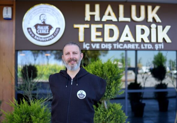 iki-kolunu-kaybeden-haluk-tokat-engelli-bireylere-istihdam-saglayarak-umut-oluyor-pUDdn7T7
